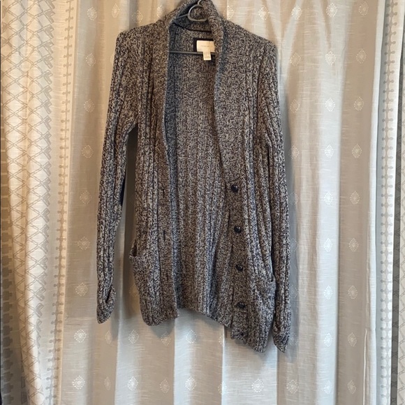 Cardigan - Picture 1 of 1